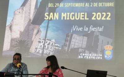 Raquel Medina y Alfredo Vizcaíno presentan la programación de las Ferias de San Miguel 2022.