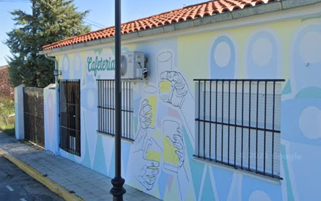 Cocinera/Ayudante cocina para el bar de la piscina de Bohonal