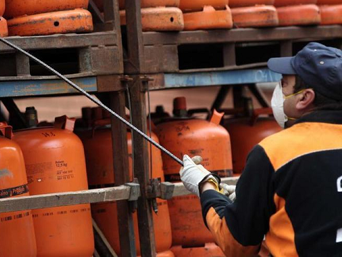 CONDUCTOR REPARTIDOR DE MERCANCÍAS PELIGROSAS CON CAP Y ADR VIGENTE. REPARTIDOR DE BUTANO