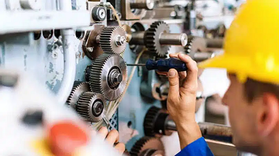TÉCNICO/A DE MANTENIMIENTO INDUSTRIAL